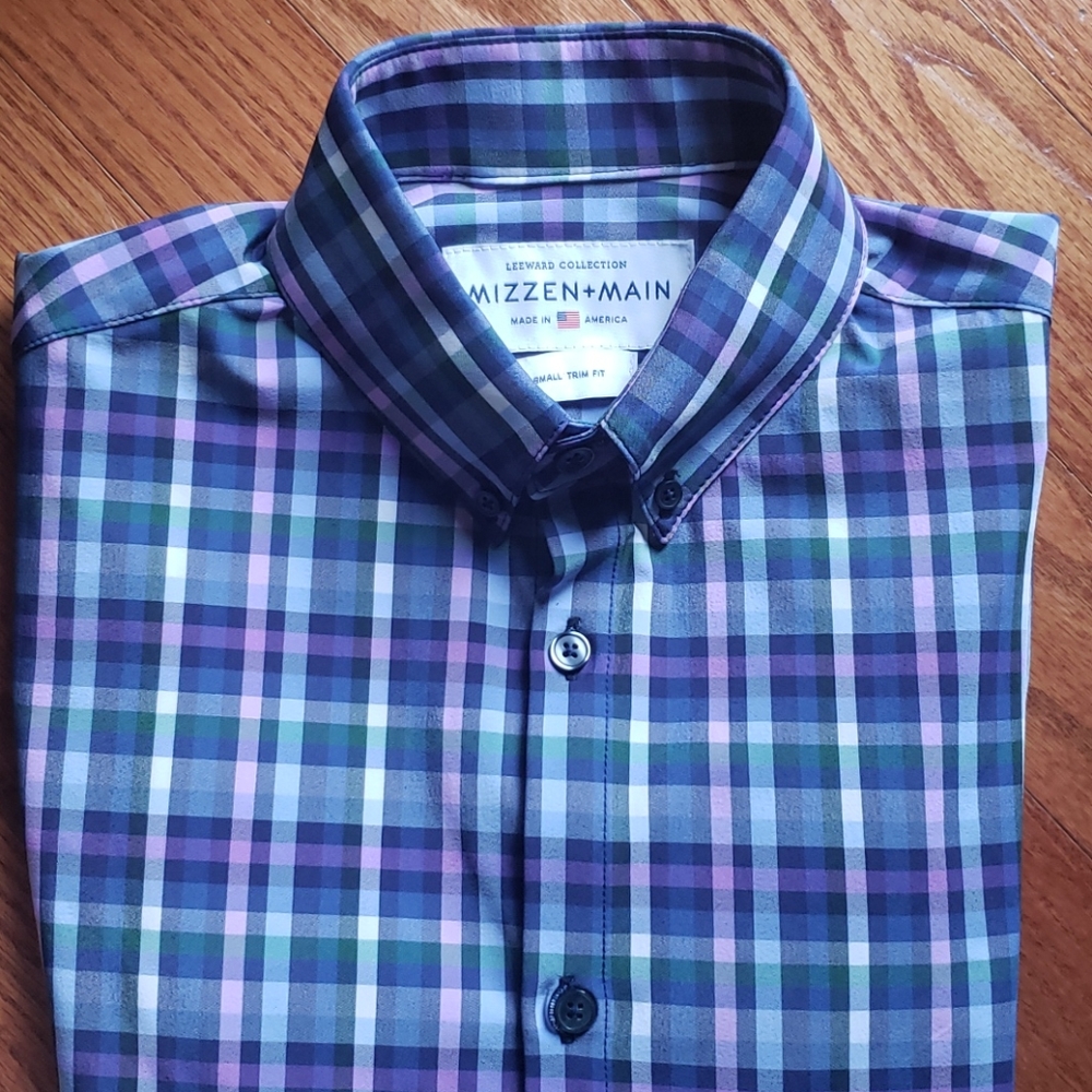 Mizzen + Main long sleeve button down casual shirt